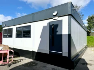 Refurbished (3 Bay) Modular Building